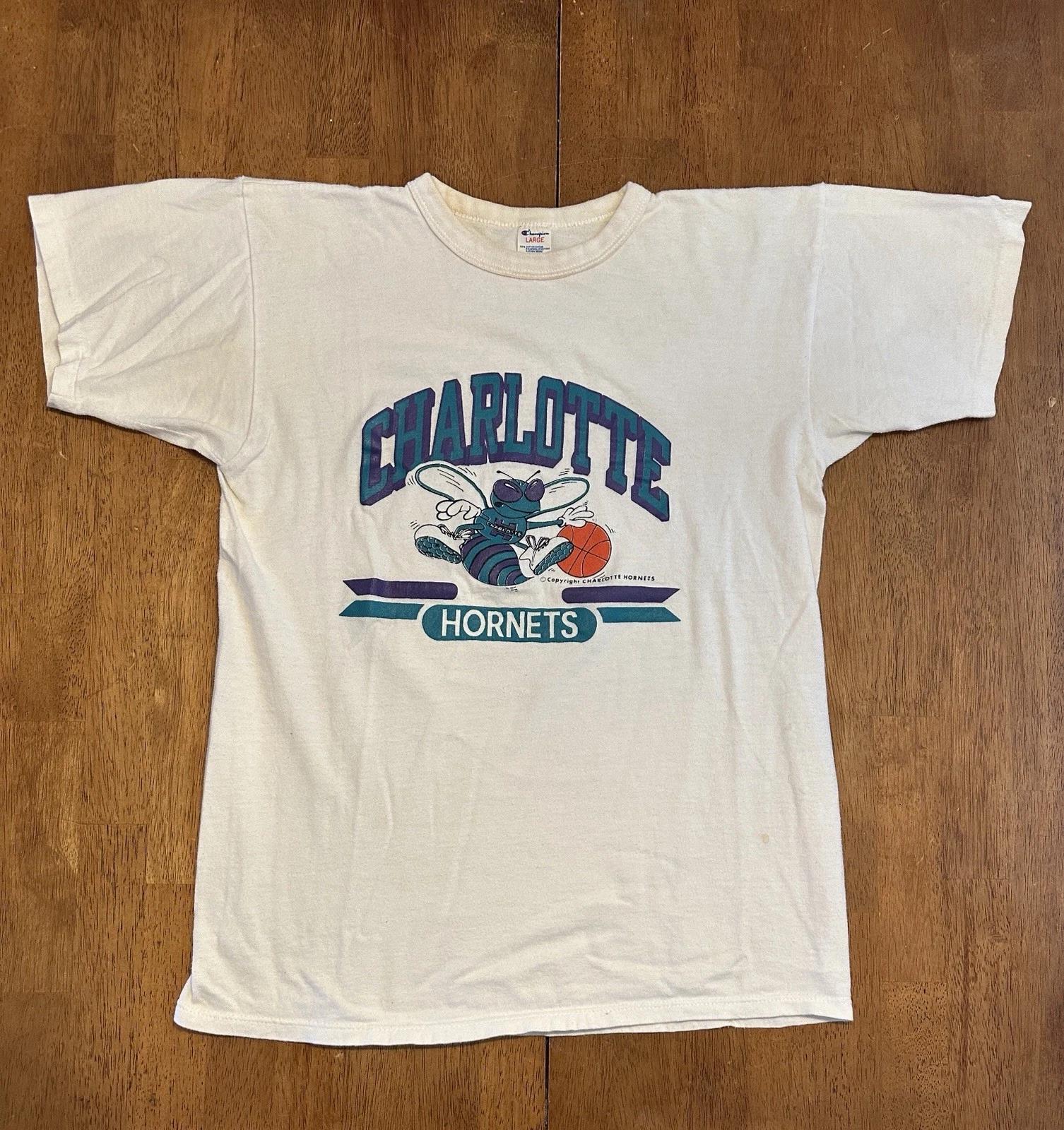 Vintage 80s Champion Charlotte Hornets T Shirt Fits Medium NBA M