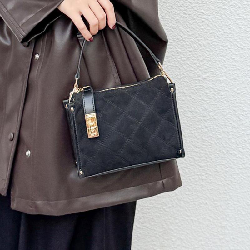 Premium Women's Top-Grain Cowhide Suede Crossbody Handbag 2025 Fashionable Small Square Bag