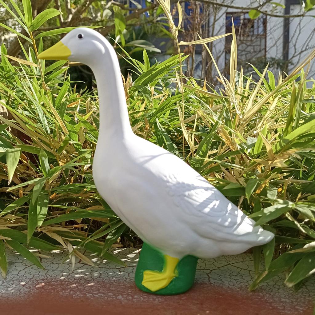 Goose Statue Figurine Ornament Goose Sculpture Impressive Texture Versatile Delicate Details Exquisite Craft Lifelike for Home