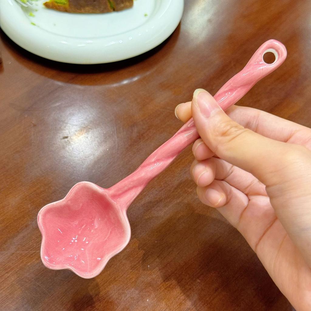 Girl's heart cute ceramic spoon star stirring spoon household rice spoon high value coffee spoon