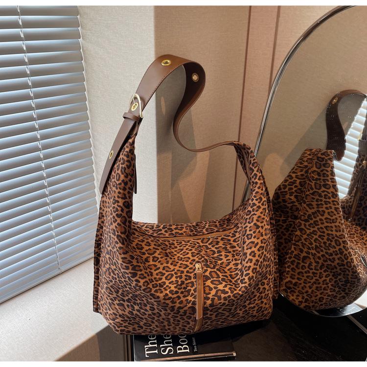 2025 New Leopard Print Versatile Women's Shoulder Bag - Casual, Stylish, Large Capacity Handbag