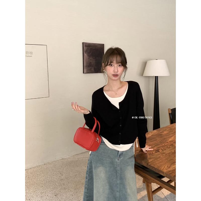 

Spring New Set of Knitted Sweaters Round Neck Women s Korean Style Versatile Temperament Long-sleeved Bottoming Shirt Tops Onesize чорний