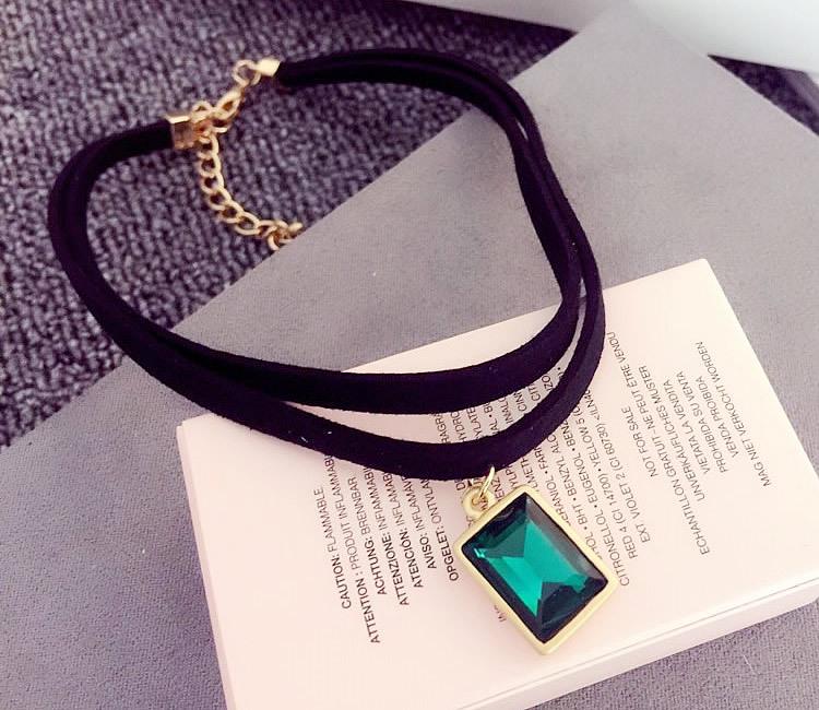 

Ретро-двухслойное корейское ожерелье в стиле Харадзюку: Женская подвеска с черным драгоценным камнем и цепочкой на ключицу. зелёный