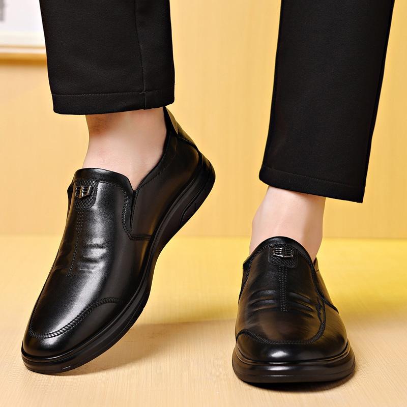 Men's Shoes Spring New Business Casual Leather Shoes Men's Leather Breathable Soft-soled Dad Shoes
