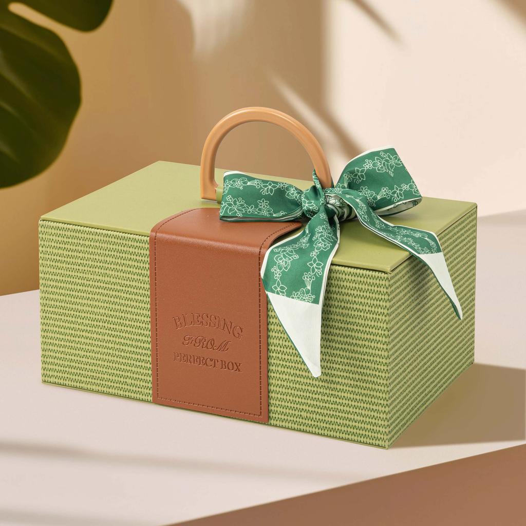 Handheld Gift Box Birthday Gift Packaging Empty Box Large leather Box Wedding candy souvenir Cosmetics storage box