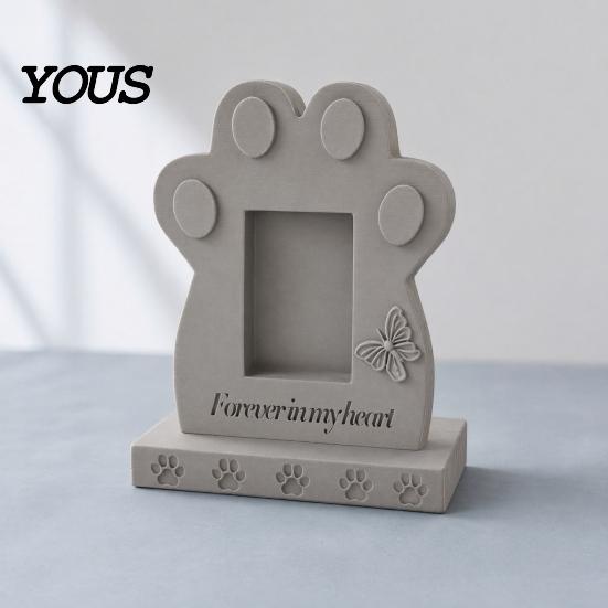 2 In 1 Pet Memorial Frame Tombstone Dog Stone, with Built-in Photo Card Slot, 3D Butterfly And Stone Design Paw Design, Commemorative