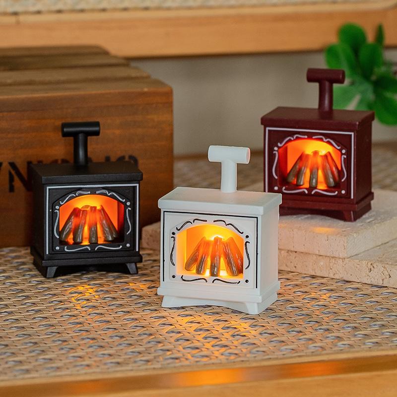 Miniature Miniature Simulation Fireplace Lamp Dollhouse Decoration Item Electronic Candle Lamp