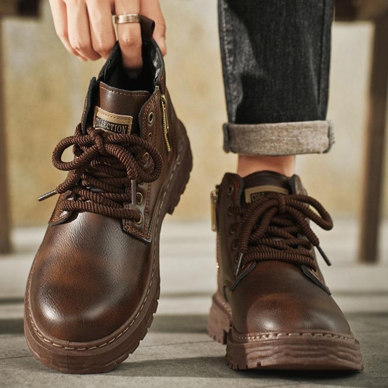 Luxury Men Chelsea Boots British Vintage Style Waterproof Man Leather Shoes Outdoor Comfortable Thick Bottom Motorcycle Boots 48