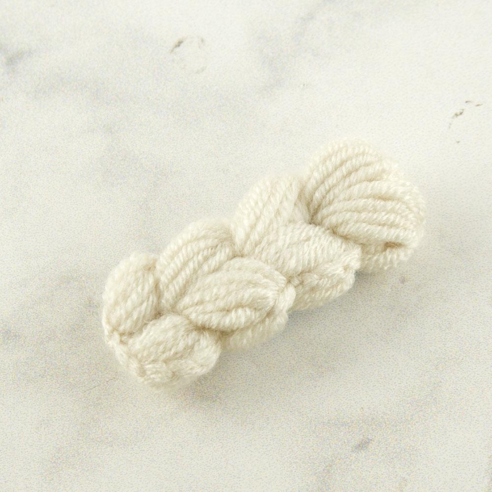 

Плетеная пряжка ручной работы