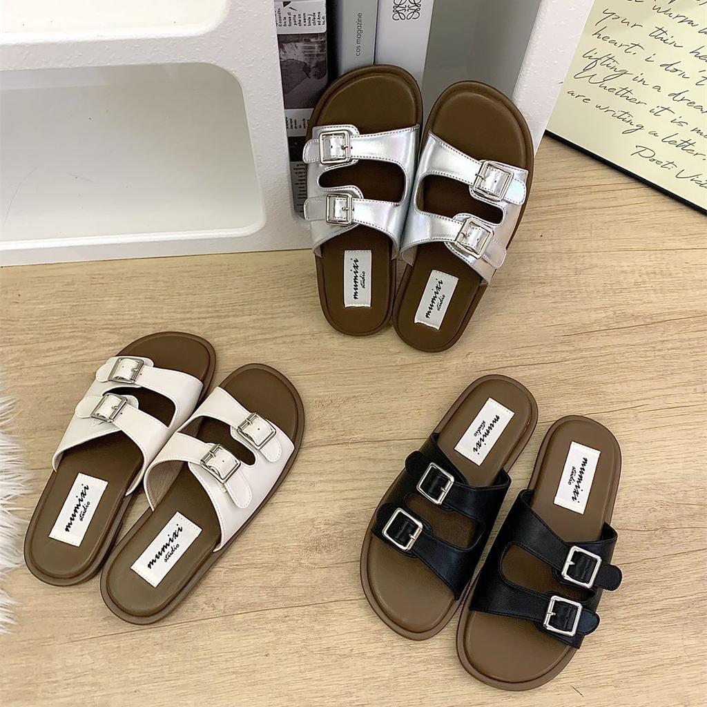Flat-bottomed French small cool slippers women's shoes 2025 new summer belt buckle fashion outer wear soft-soled beach sandals