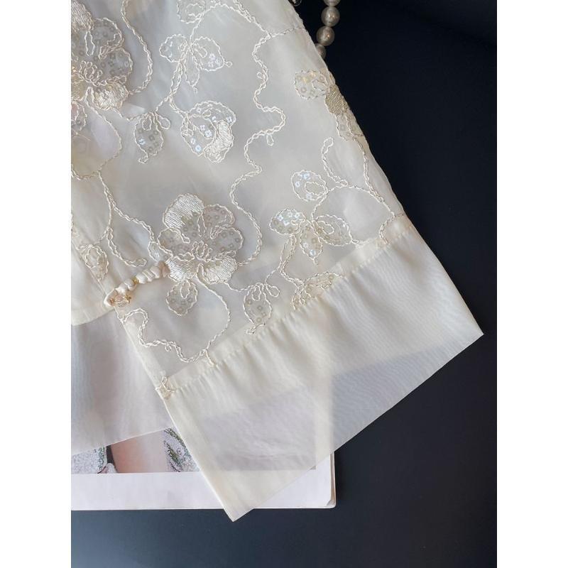 2025 summer new embroidered lace vest vest women's French high-end top