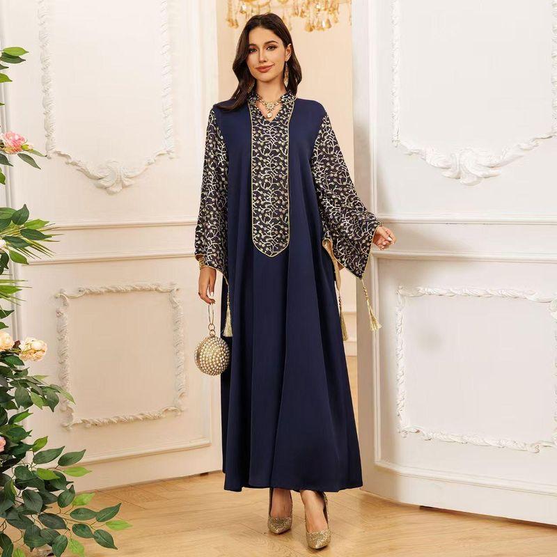 New Arrival Middle East Dubai Robe Embroider Stitching Tassel Dress Embroidered Fringe Dress