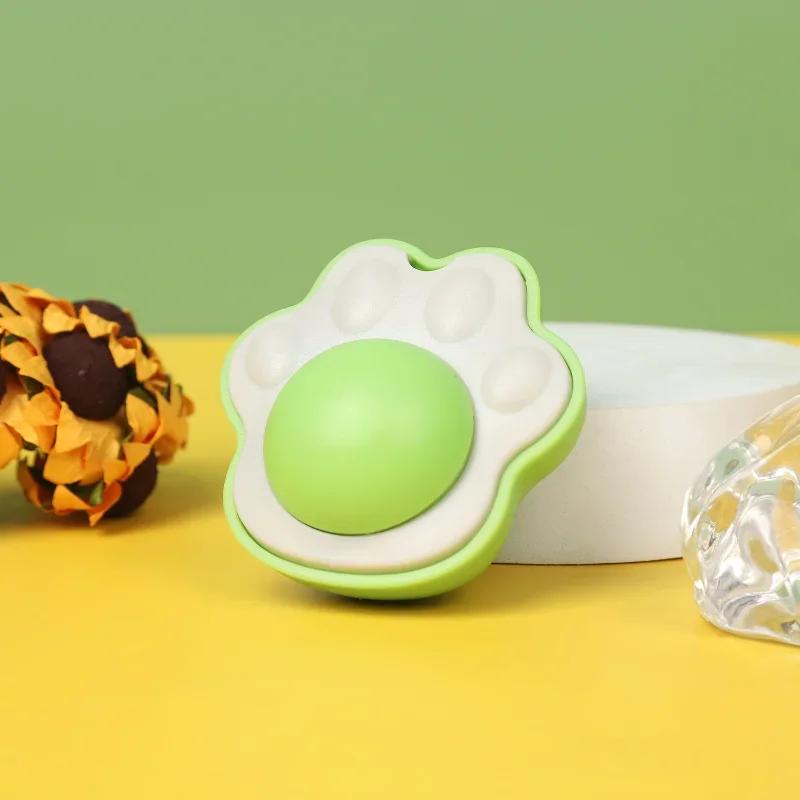 Lovely Cat Paw Catnip Wall Ball Cat Toys Catnip Edible Licking Balls Snack Healthy Rotatable Treats Toys Mint Ball Cat Supplies