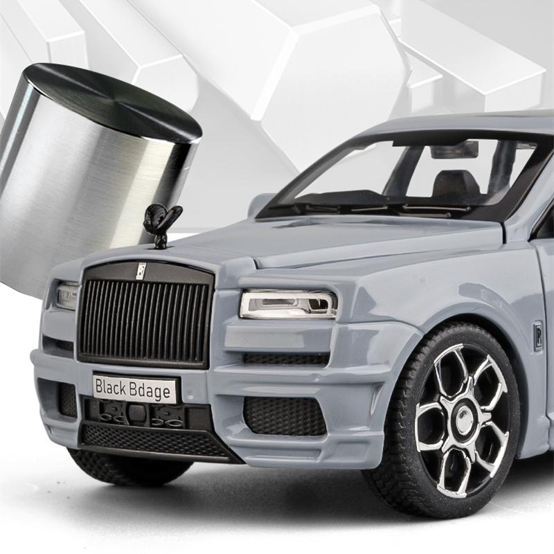 New 1:32 Rolls Royce Cullinan SUV Alloy Luxy Car Model Diecast Metal Toy Vehicles Car Model Sound and Light Simulation Children Gift