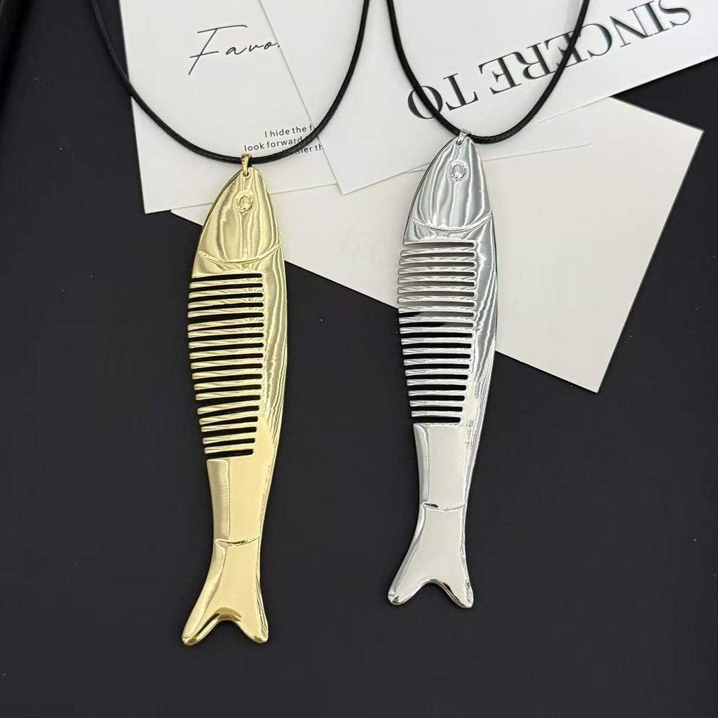 Exquisite Fisch-Anhänger-Halskette im koreanischen Stil - Vielseitige, hochwertige Mode-Pulloverkette