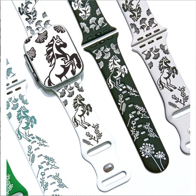Совместимый ремешок для Apple Watch (Серия 1-10) с разноцветной пряжкой-бабочкой - Двухцветный силиконовый дизайн с цветочными и конными узорами