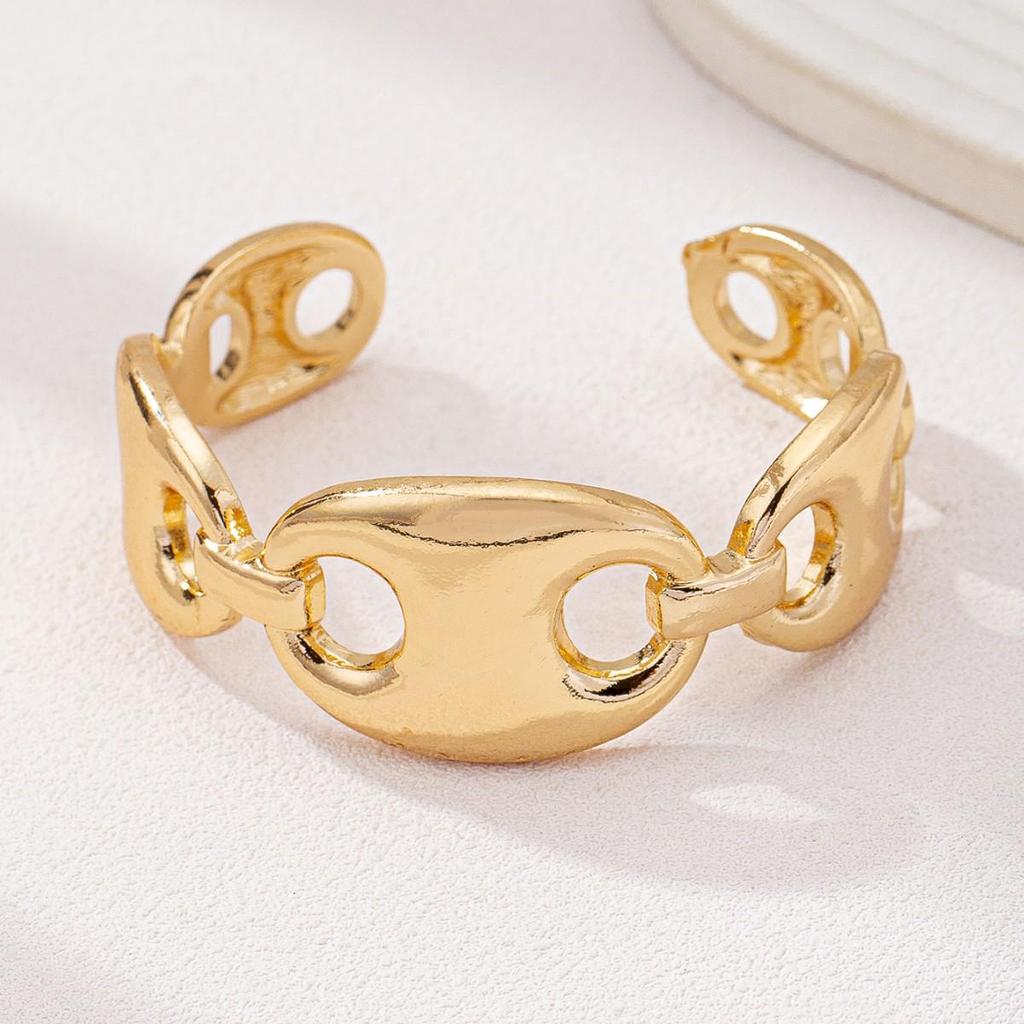 Gold Pig Nose Bracelet - Trendy High-End Fashion Jewelry