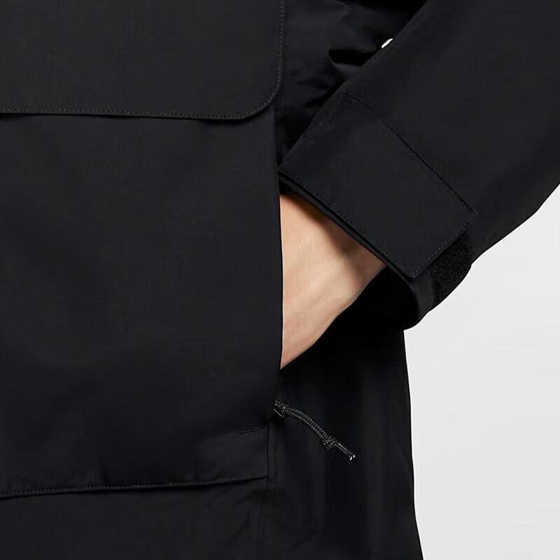 NIKE Men's Winter Insulated Hooded Jacket
