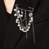 Minimalist Cross Jewelry Paperclip Chain Brooch—Unisex Punk Hip Hop Heart Pin with Tassel for Suits