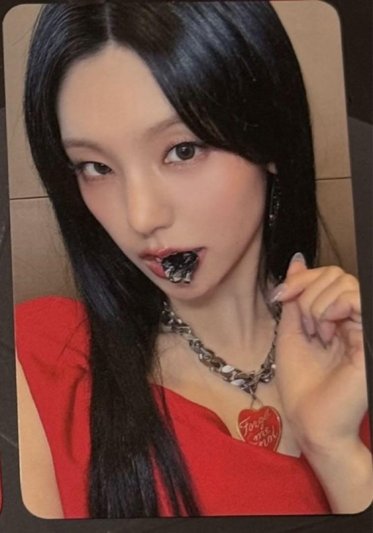 

[USED] ITZY Yeji Air Makestar Shanghai Autograph Session Trading Card