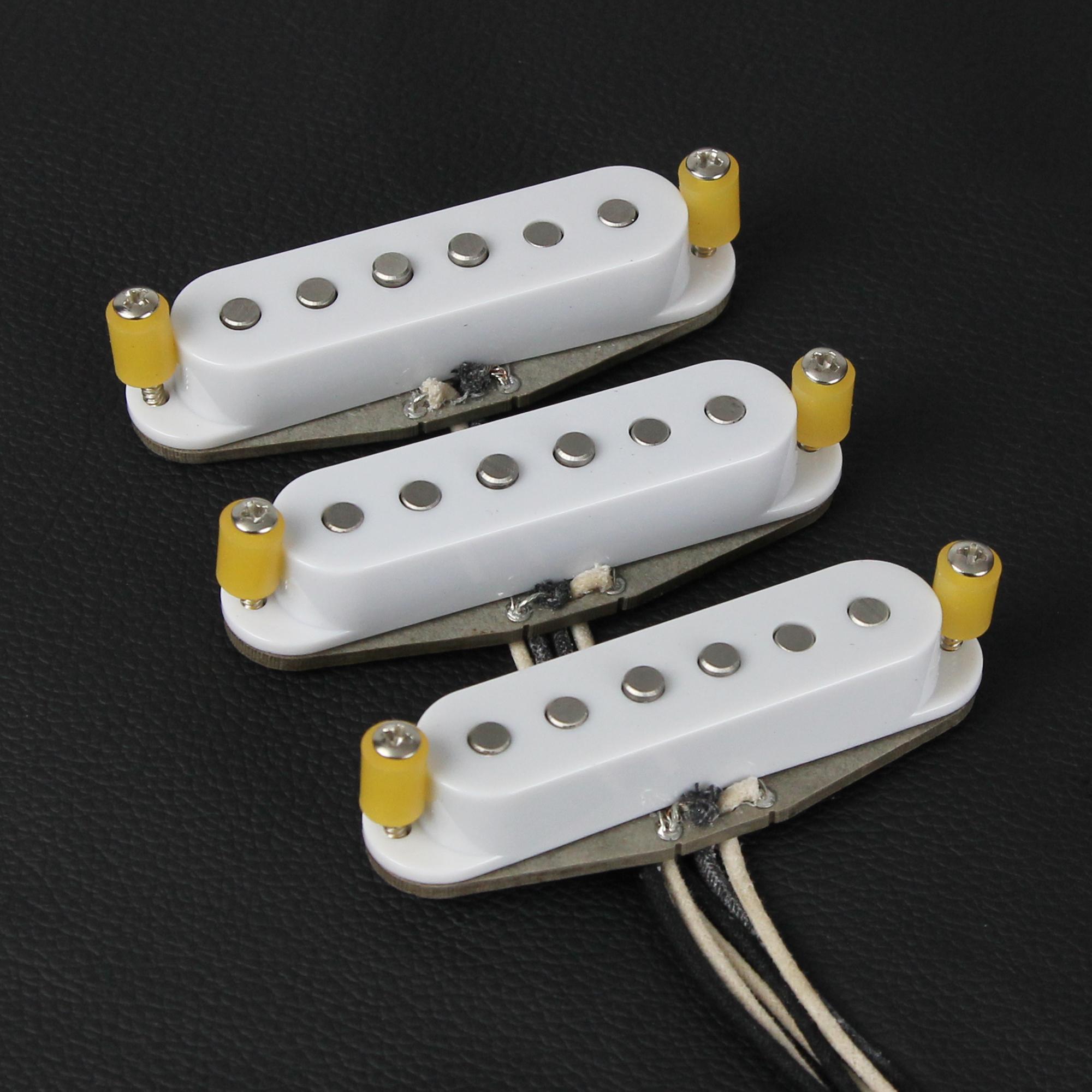 FLEOR Set of Alnico 5 Single Coil Pickups Classic Blues & Rock Tone Vintage ST SSS Electric Guitar Pickup