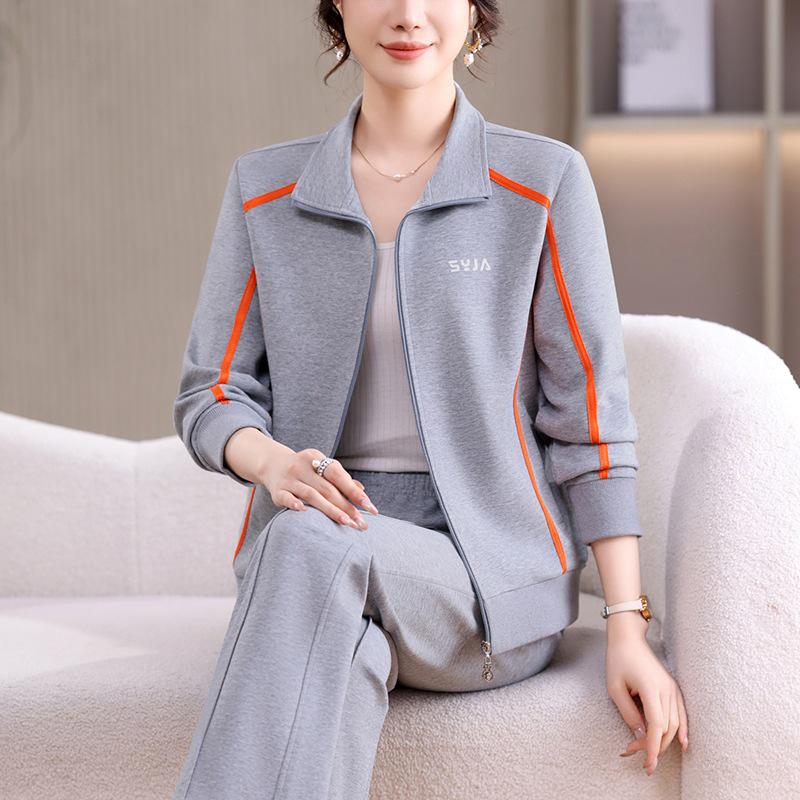 Women's Sporty Two-Piece Set: Age-Reducing Hoodie & Pants, Comfortable, Breathable, Perfect for Walking, Home, Running, Leisure.