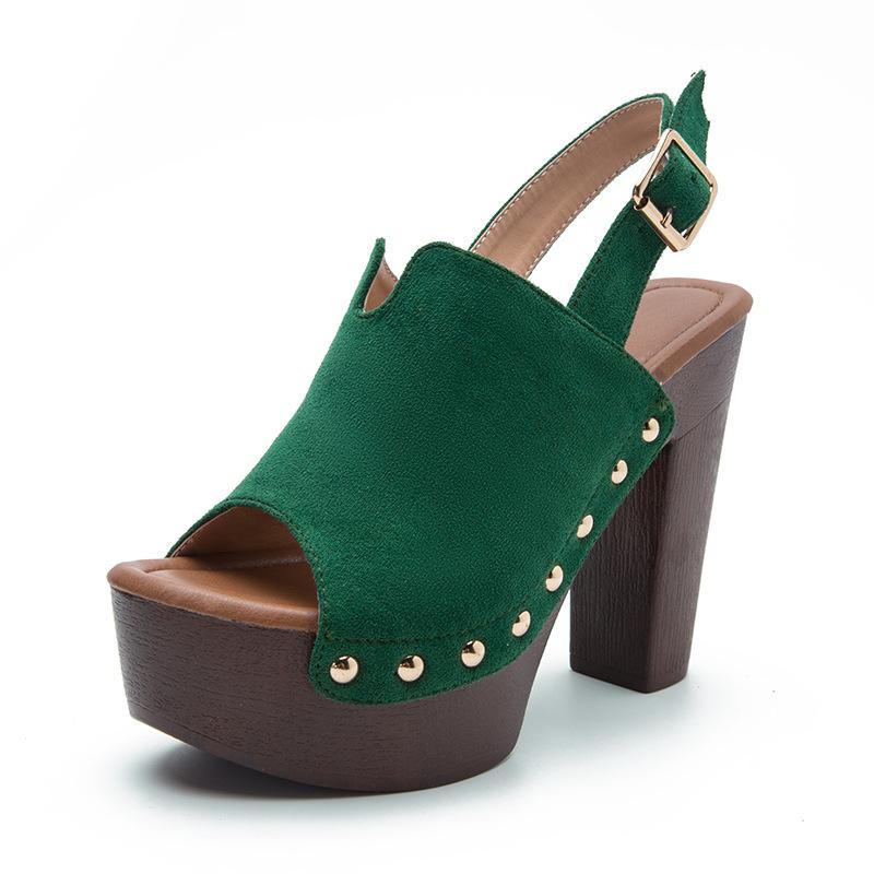 New Style Buckle Sandals, Rivets, Thick Soled Women's High Heels, Fish Mouth Sandals, Versatile External Wearing Sandals