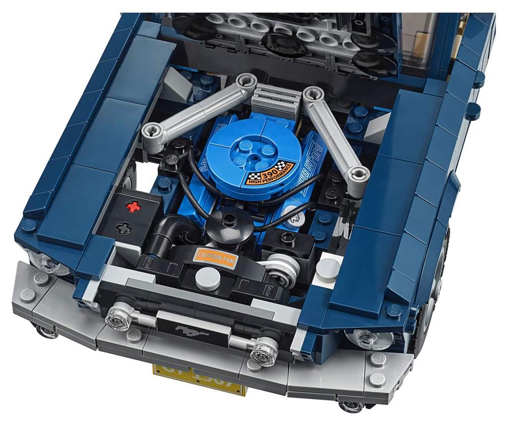 LEGO Creator Expert Model 10265: Ford Mustang 1967 GT Fastback