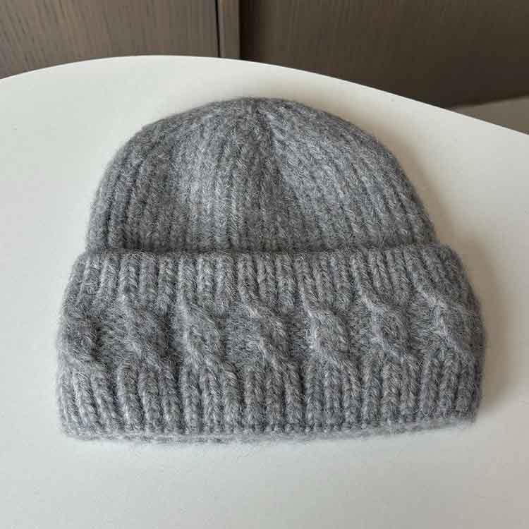 Dongdaemun New Women's Autumn and Winter Knitted Hats, Male and Female Couples Pullover Hats, Student Outdoor Warm Wool Hats