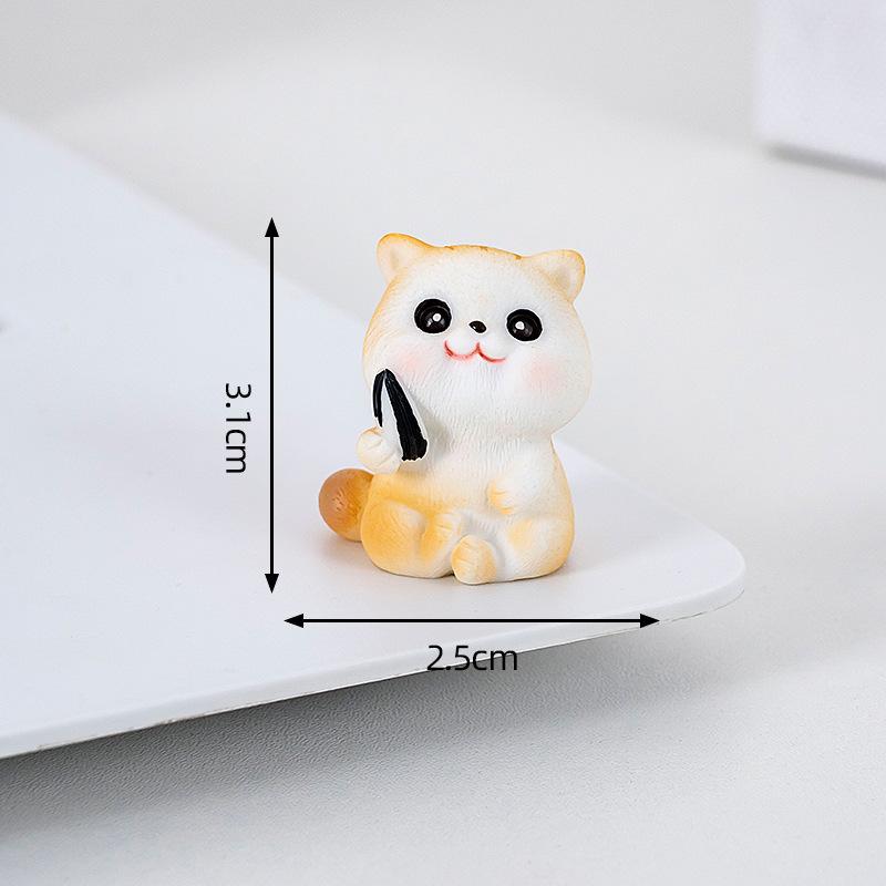 Naughty Resin Small Cat Figurine Mini Cartoon Kitten Ornaments 3D Cat Desktop Decoration Creative Car Mounted Figurines