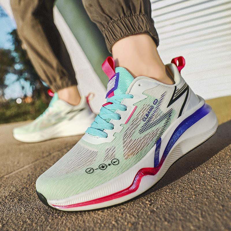 Carbon board running shoes racing marathon soft-soled running shoes men's summer fly-woven mesh breathable men's and women's couple sports shoes