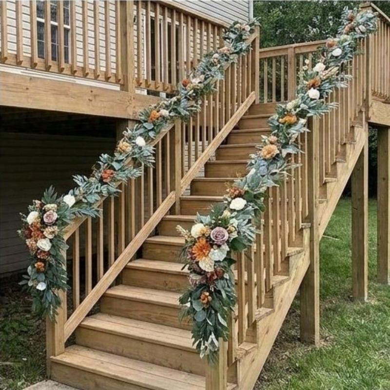 Artificial rose vines for Western-style wedding decorations, suitable for outdoor patios, holiday parties, and home décor.