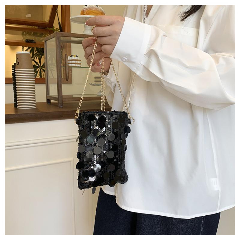 New Portable Sequined Shoulder Bag Large Capacity Multifunctional Phone Purse Chain Crossbody Bag Women