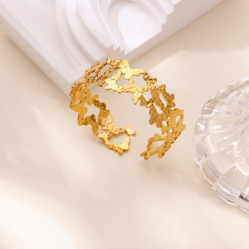 Fashion oil pressure butterfly hollow titanium steel bracelet women's high sense versatile opening adjustable personality bracelet