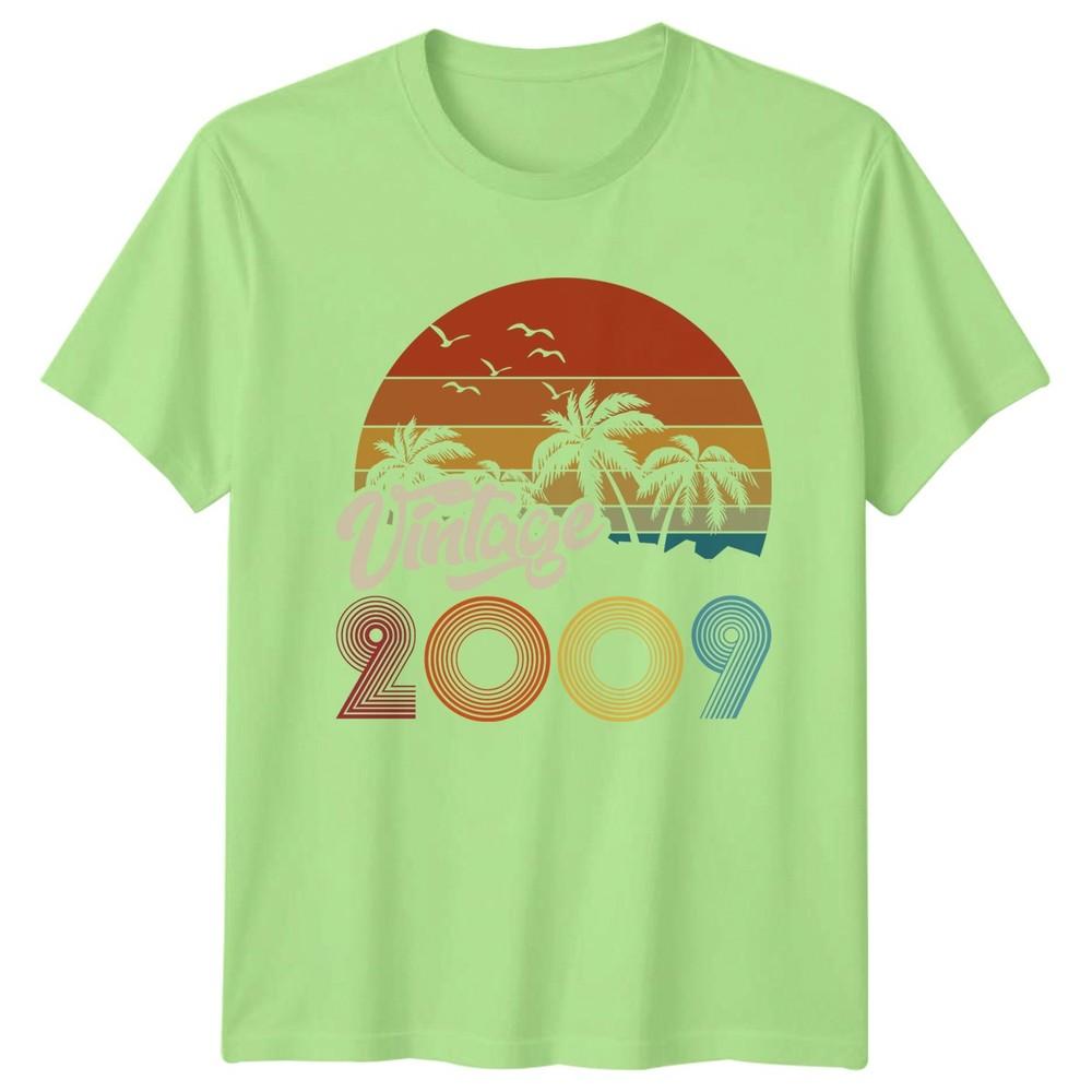 17th Birthday TShirt Vintage 2009 Birthday Party Gift Retro Tee For Unisex Unisex