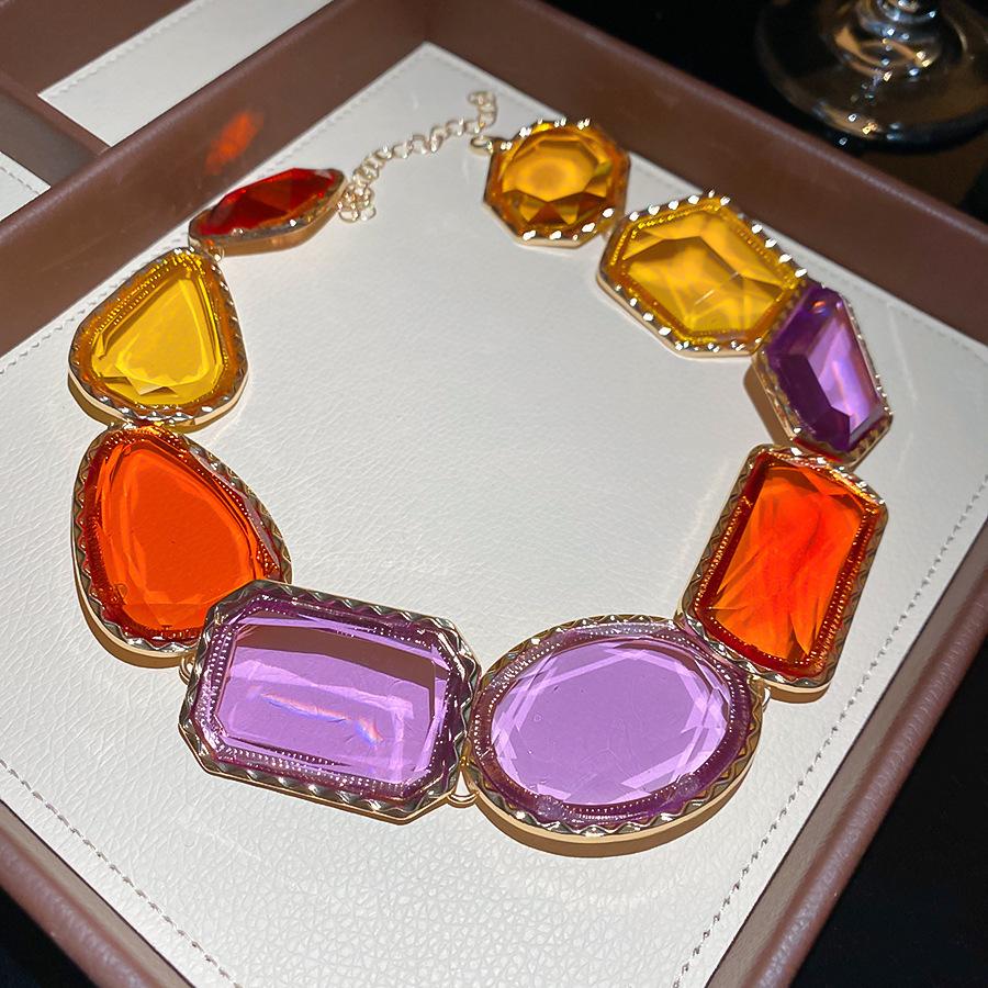 Colorful Summer Acrylic Bead Necklace – Simple, Fashionable, High-End Clavicle Jewelry