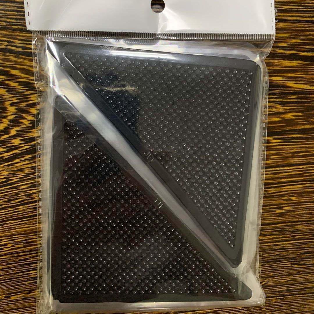 

Треугольная резиновая ПУ противоскользящая подкладка для ковра 4+4 with Manual