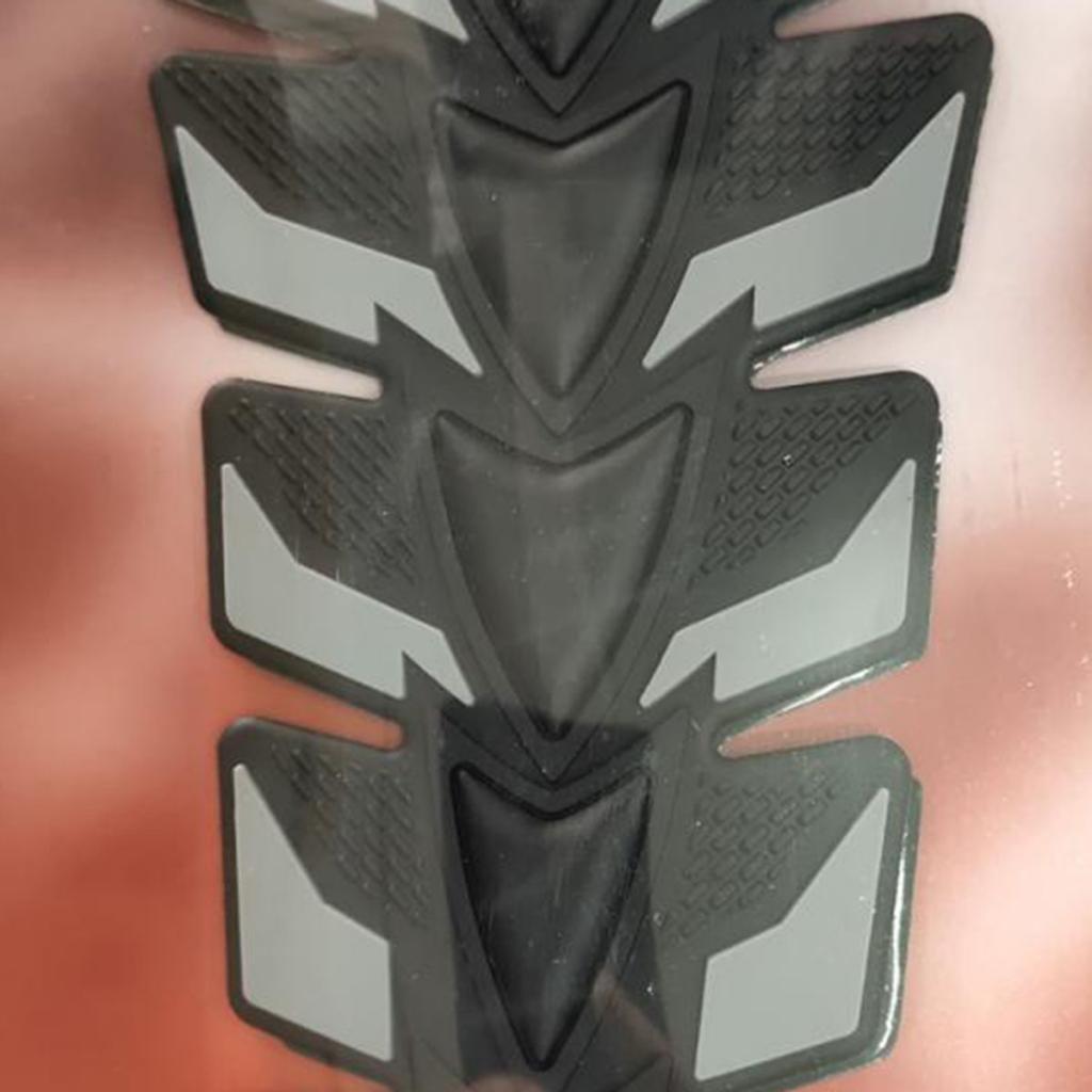 20CM 3D Silver Rubber Fuel Gas Tank Fairing Body Emblem Decal Sticker For Suzuki 20CM 3D Silver Rubber Fuel Gas Tank Fairing Body Emblem Decal Sticker For Suzuki