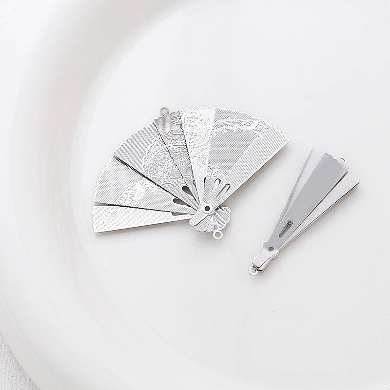 Mini faltbarer Ventilator Kupferblech Anhänger Klassischer aufklappbarer Phönix Ventilator Charms für DIY Ohrringe Anhänger Schmuckherstellung Zubehör