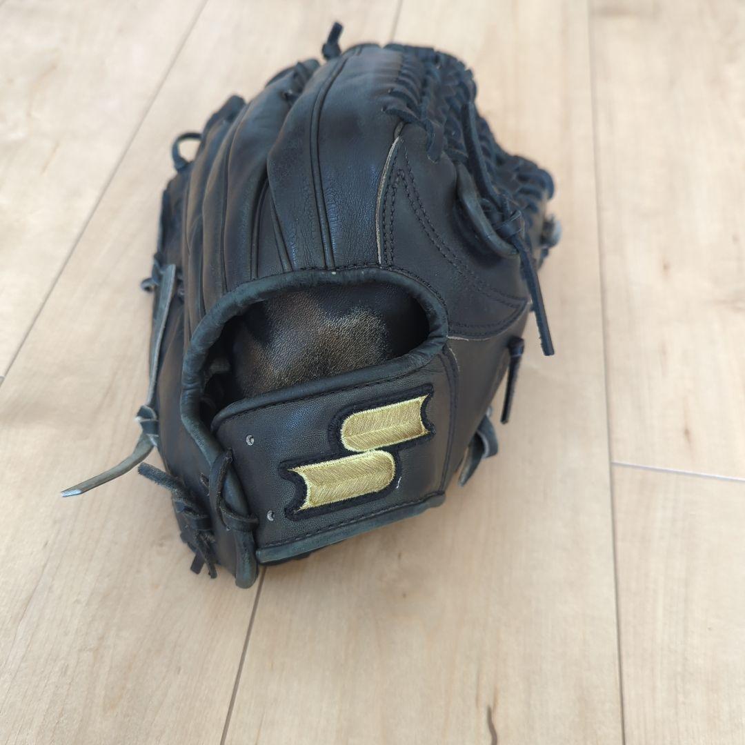 Used SSK hard glove