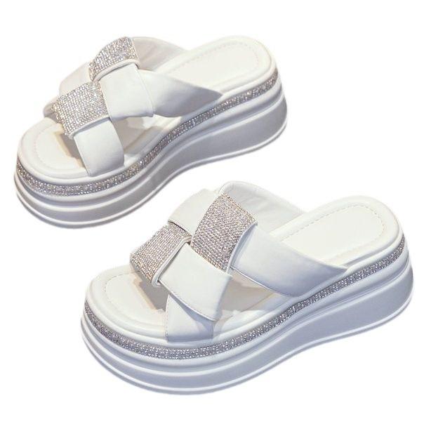 Wear one-word slippers outside, new muffin thick-soled soft-soled with skirts in summer, wear thin beach cool slippers
