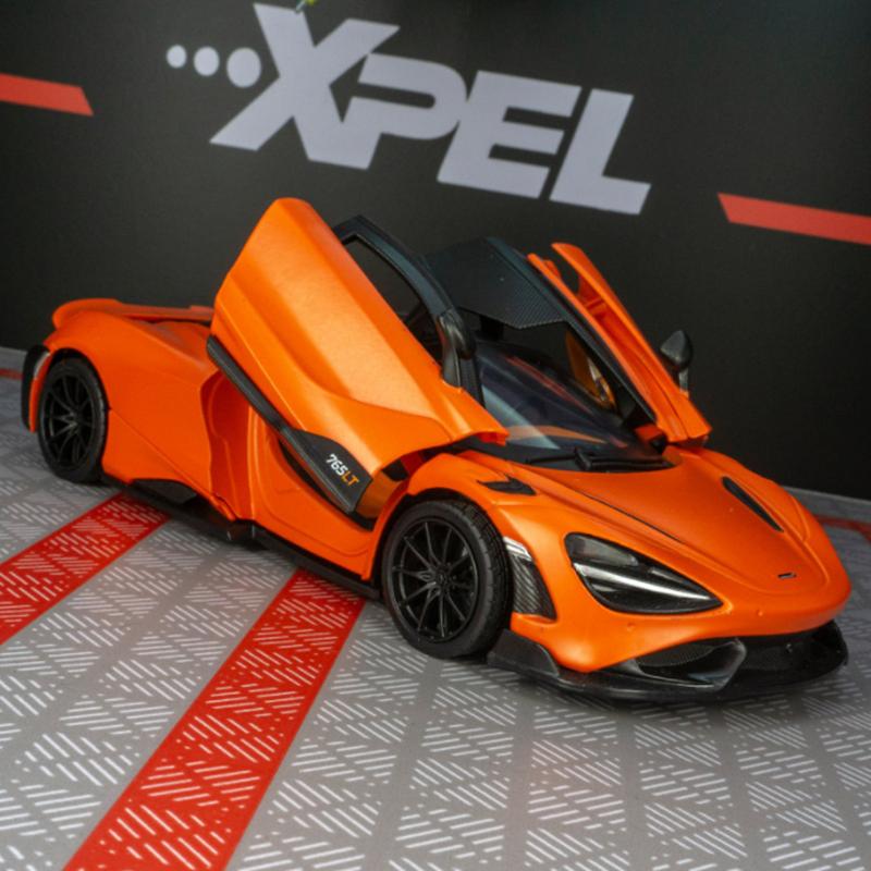 1/24 McLaren 765LT Sportwagenmodell aus Legierung, Druckguss- und Spielzeugfahrzeuge, Automodell aus Metall, hochsimulierte Sammlung, Kinderspielzeug, Geschenk