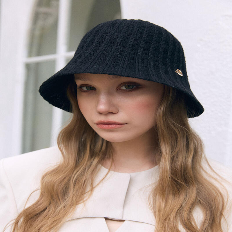 Women s Full Stripe Pattern Knit Bucket Hat Black H025 black