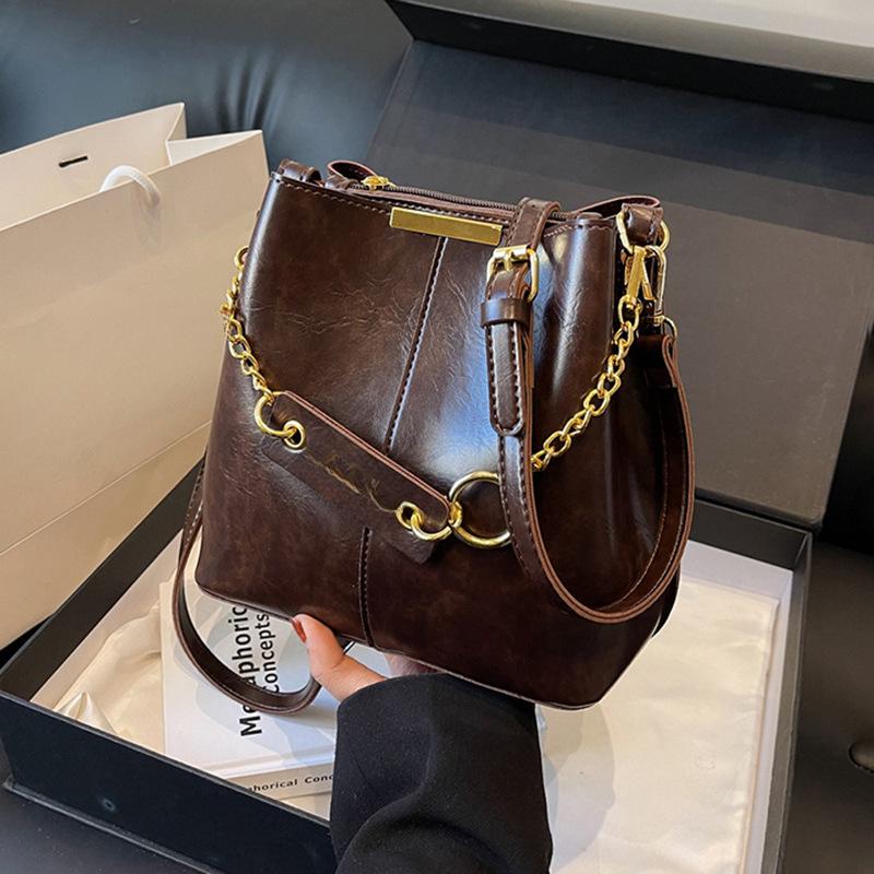 This Year's Popular Bags Bucket Bag Women's Textured Shoulder Bag Retro Commuter Crossbody Bag
