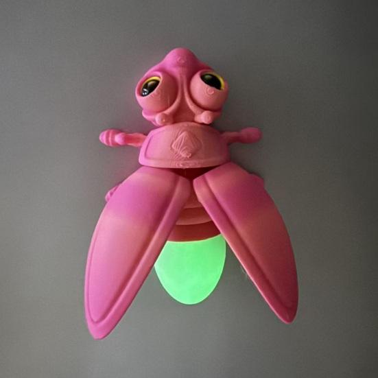 3D Printed Firefly Ornament Cute Magnetic Firefly Figurine with Glow-in-the-dark Tail Colorful Firefly Refrigerator Magnet for Home Decor Fun Gift