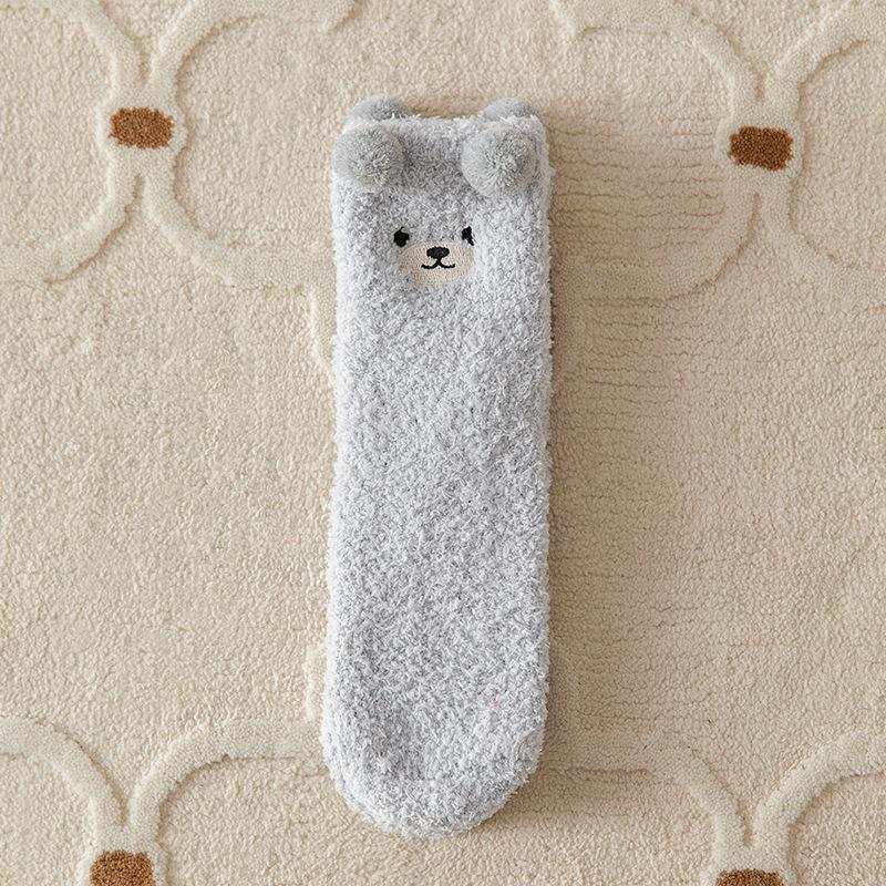 No-Shed Coral Fleece Socks for Women & Girls: Cute Bear Design, Thick Fleece, Mid-Calf, Perfect for Autumn/Winter Sleep.