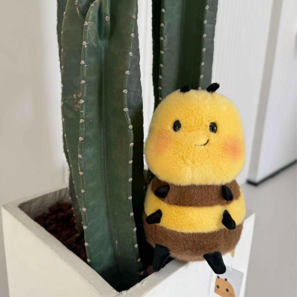 20CM 1PC Chubby Smiling Bee Plush Doll Realistic Collectible Figure Children Bedroom Nursery Sofa Car Baby Shower Birthday Gift