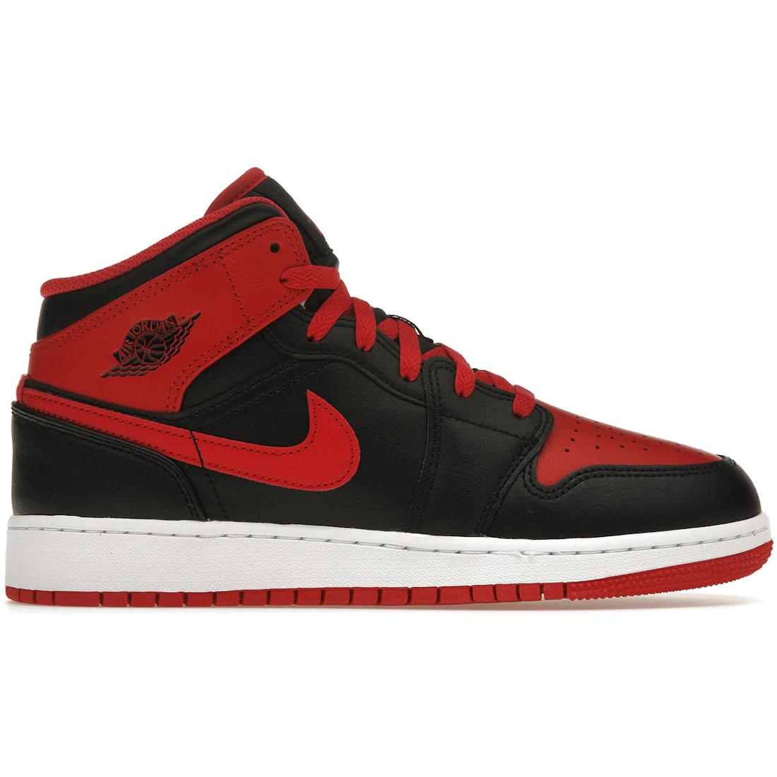 

Кроссовки Jordan 1 Mid Alternate Bred (2022) (GS)(DQ8423-060) 37.5
