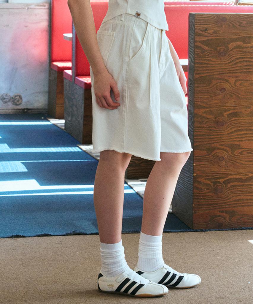 ERER Pintuck Bermuda Denim Shorts White