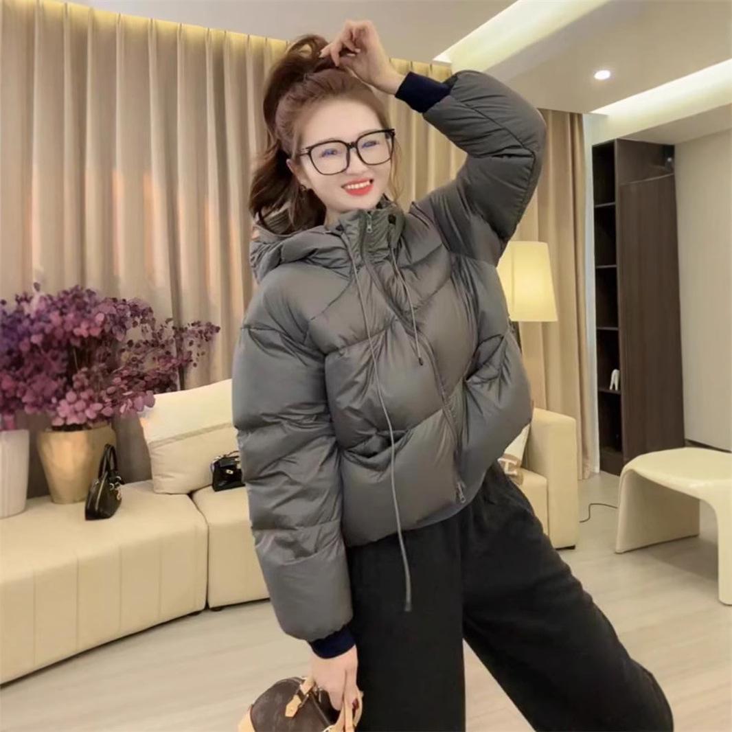 

Women s 2024 Winter Fashion Short Puff Down Jacket - Stylish and Thickened Duck Down Coat Small білий